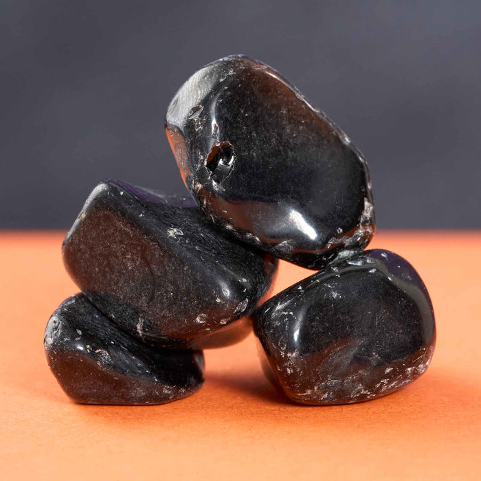 Mini tumbled Black Obsidian 1cm