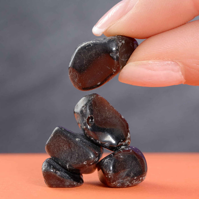 Mini tumbled Black Obsidian 1cm