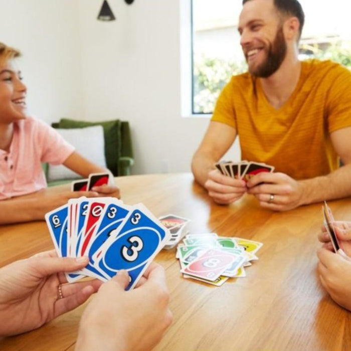 uno card game gameplay