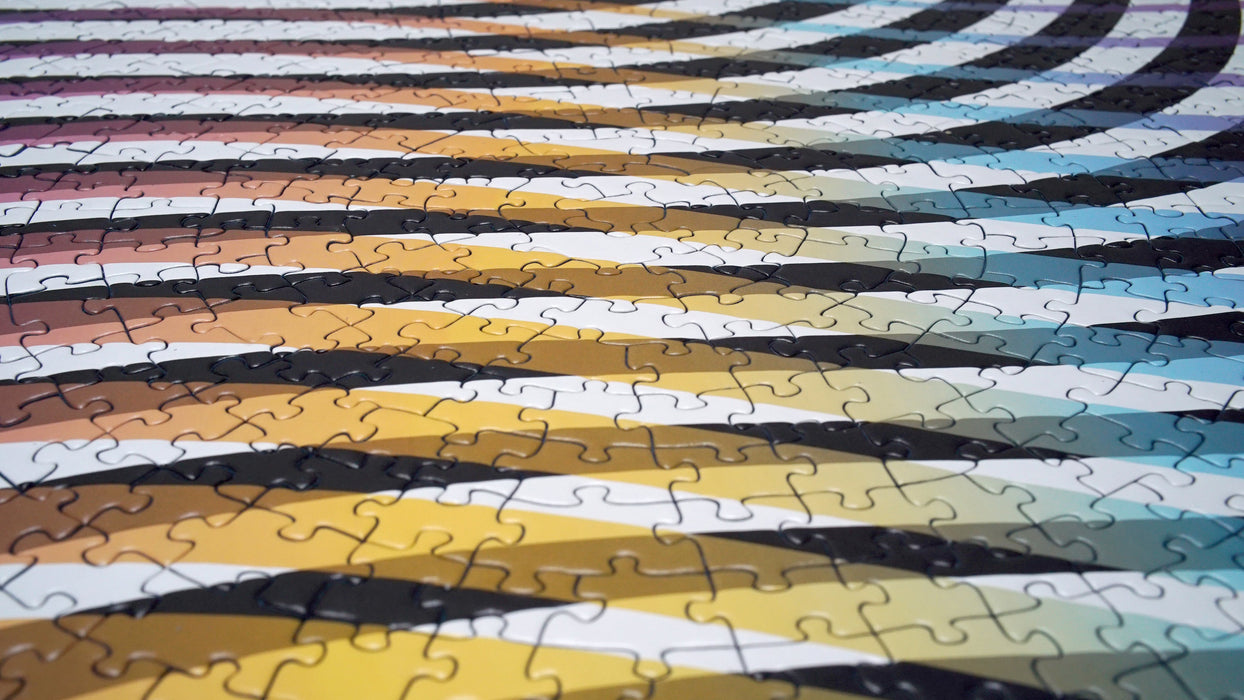 Kate Banazi | 1000Pc Jigsaw Puzzle Round Puzzle