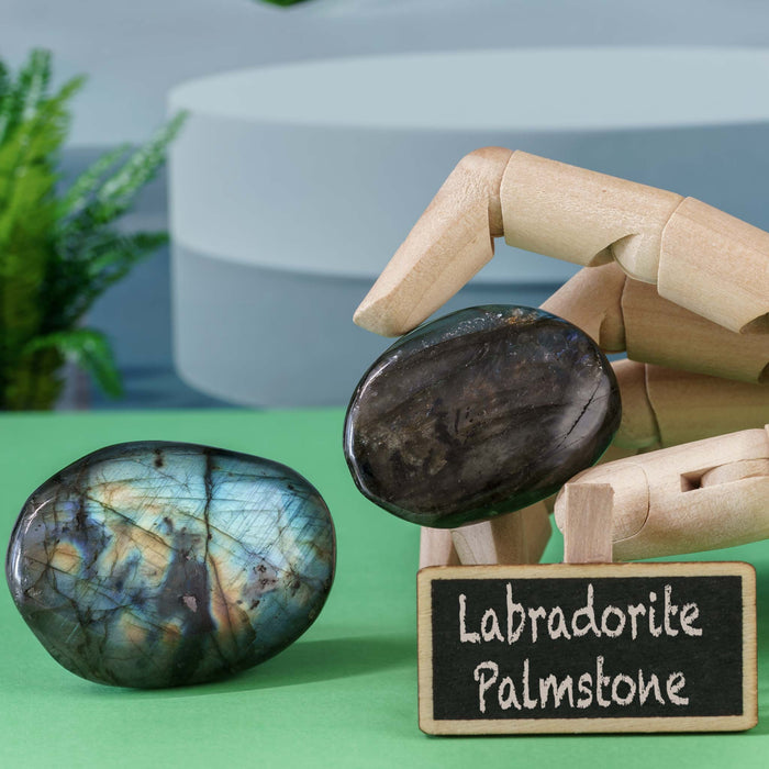 Labradorite Palmstone Gemstone