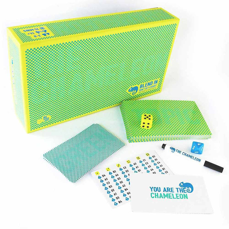 chameleon bluffing game packaging and contents 